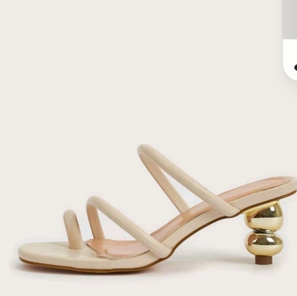 Toe loop heeled mules limited edition - Picture 3 of 8